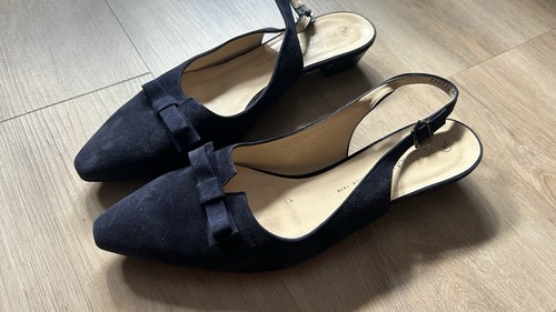 Eleganter damenschuh blau mit - eleganter, damenschuh,